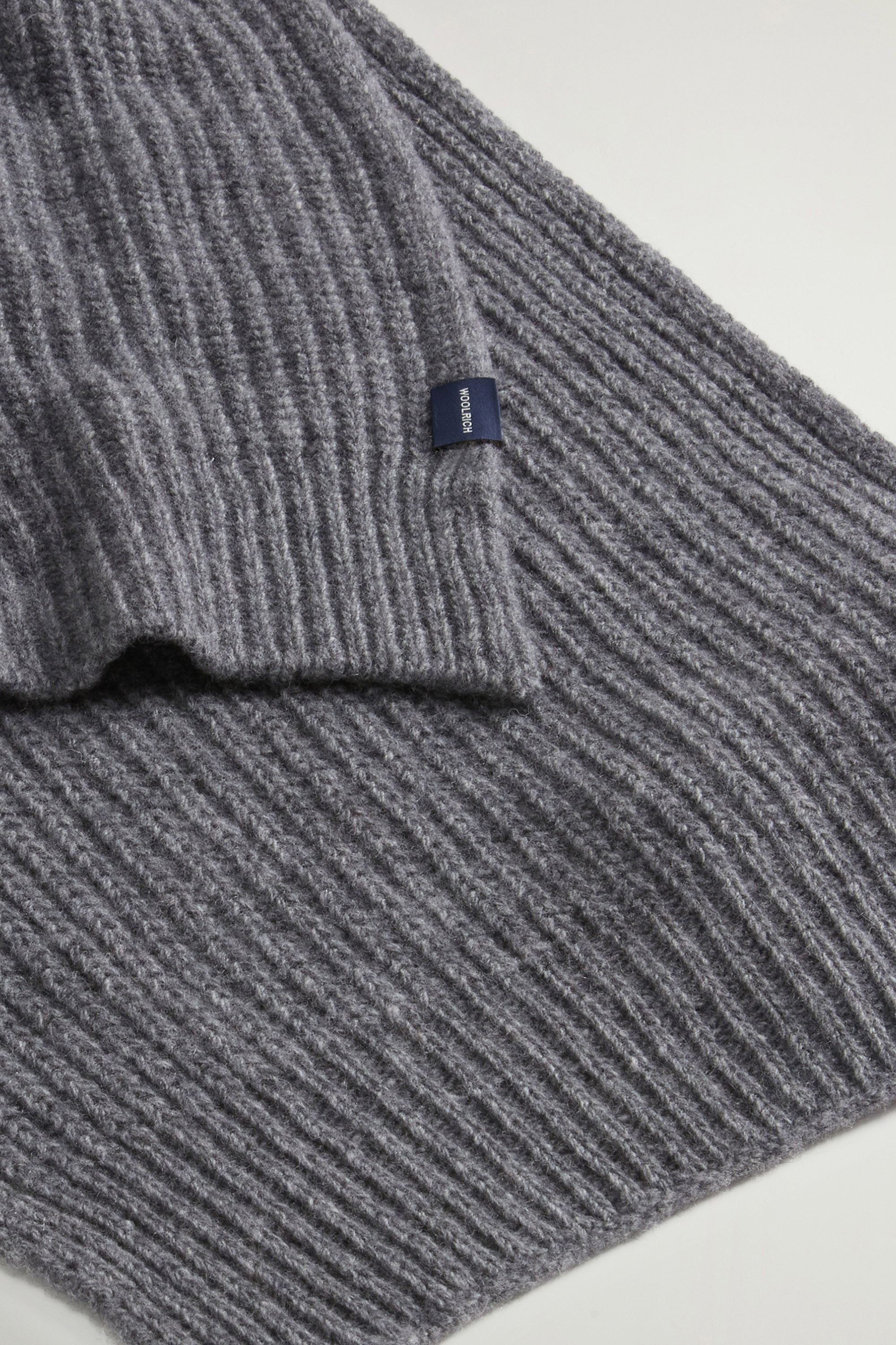 CASHMERE BLEND SCARF Gray photo 4 | Woolrich