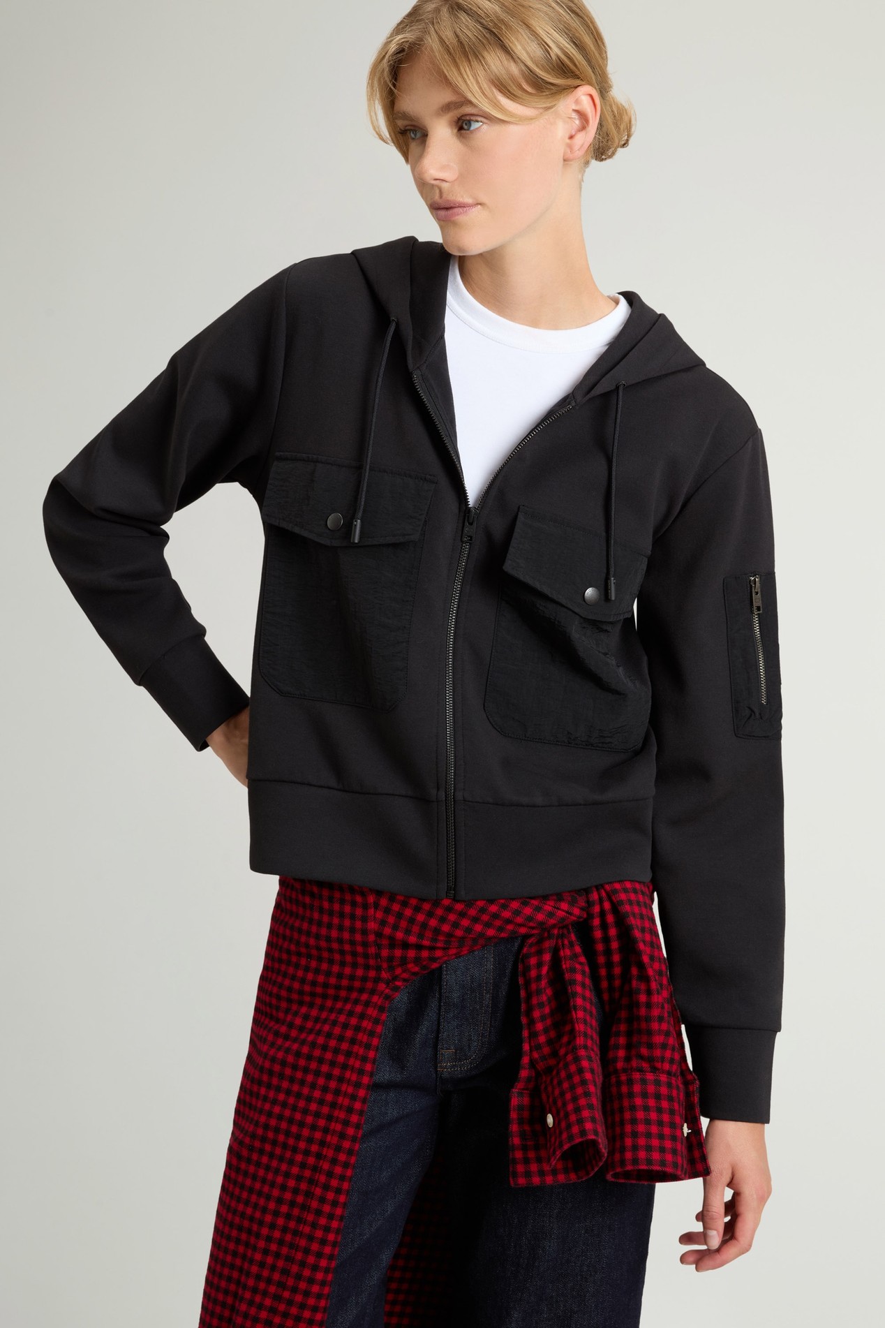 INTERLOCK TRACK SWEATSHIRT Black photo 4 | Woolrich