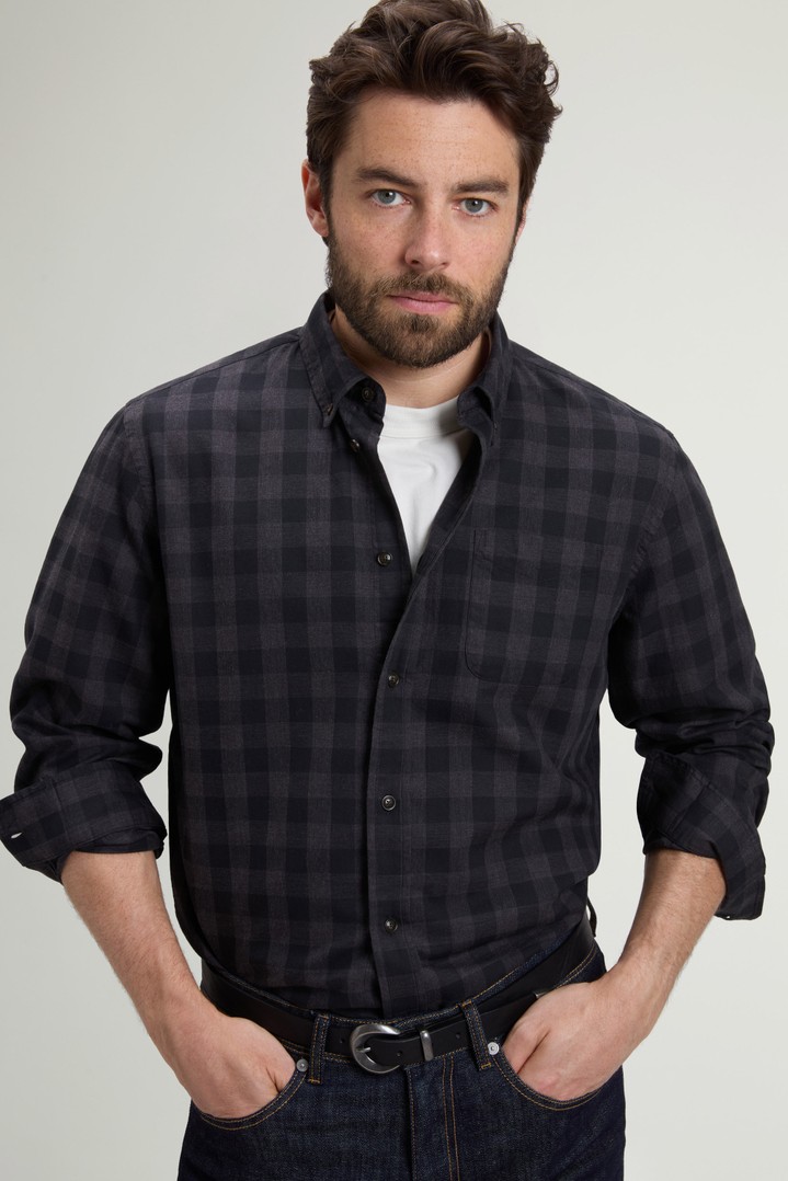 Button-Down Checked Shirt in Pure Cotton Flannel Gray photo 4 | Woolrich