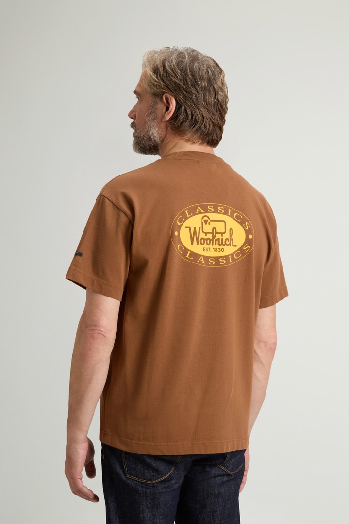 HEAVY JERSEY GRAPHIC T-SHIRT Bruin photo 3 | Woolrich