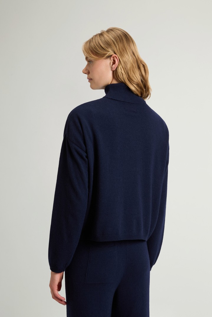 Sweater in Wool and Cashmere Blend Blue photo 3 | Woolrich