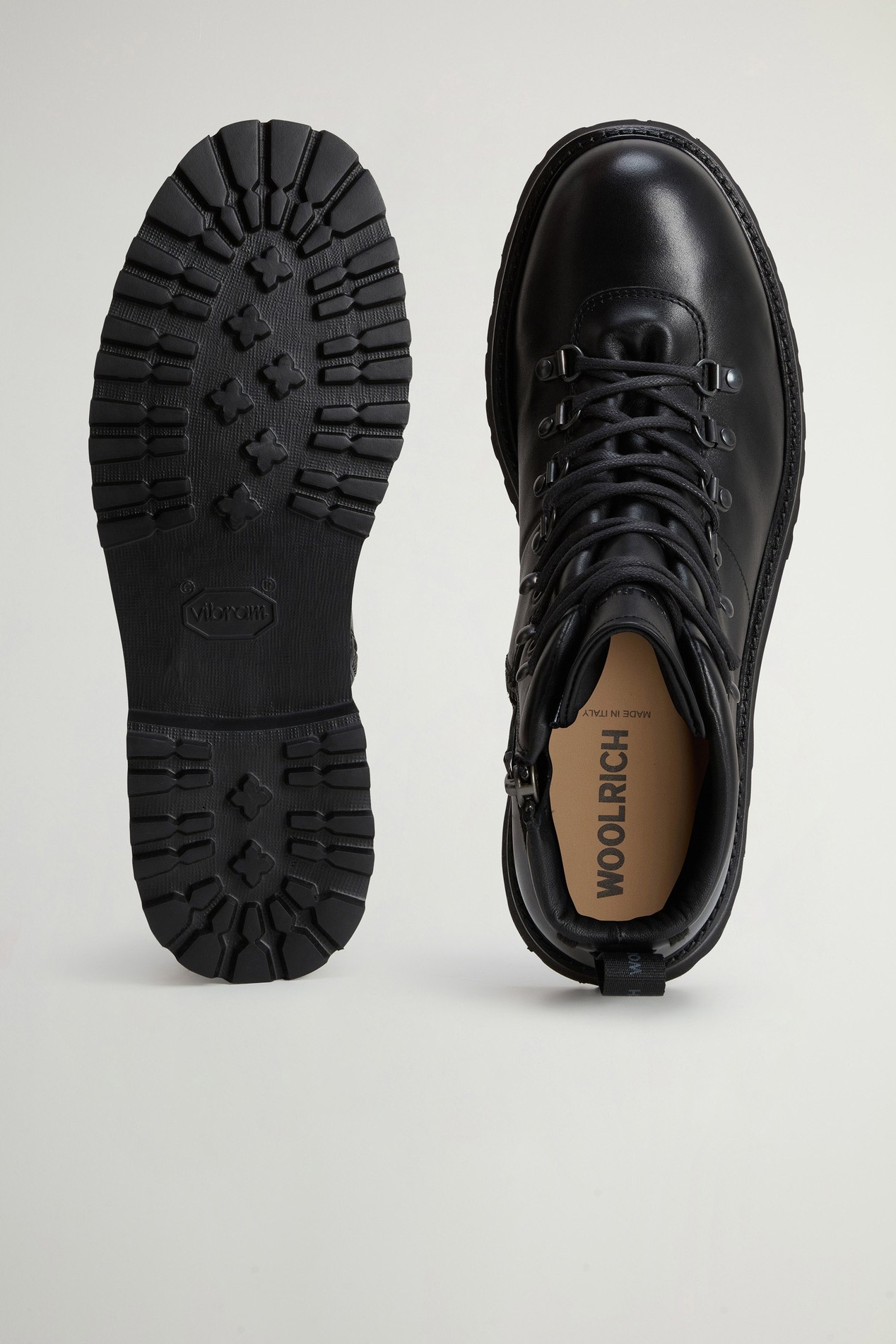 HIKING BOOT Black photo 4 | Woolrich