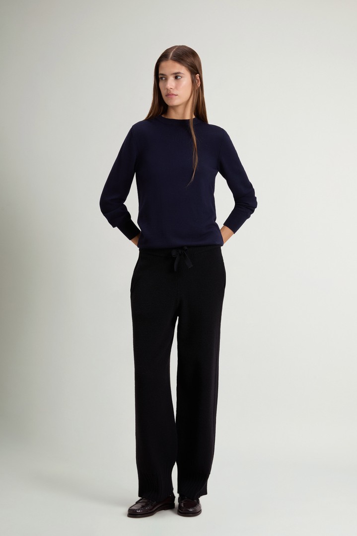 Pants in Virgin Wool and Cashmere Black photo 2 | Woolrich