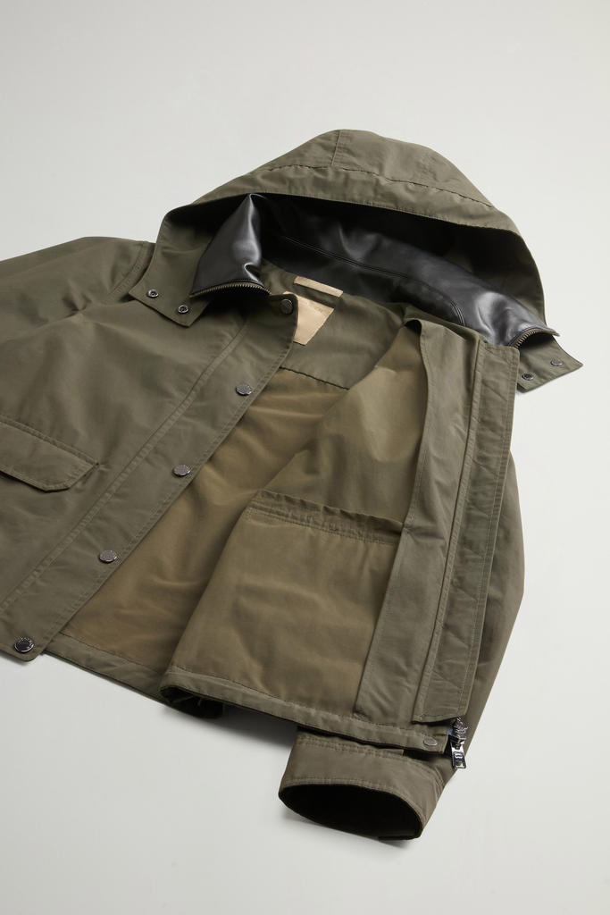 Dundee Jacket in Superwax Cotton Green photo 8 | Woolrich