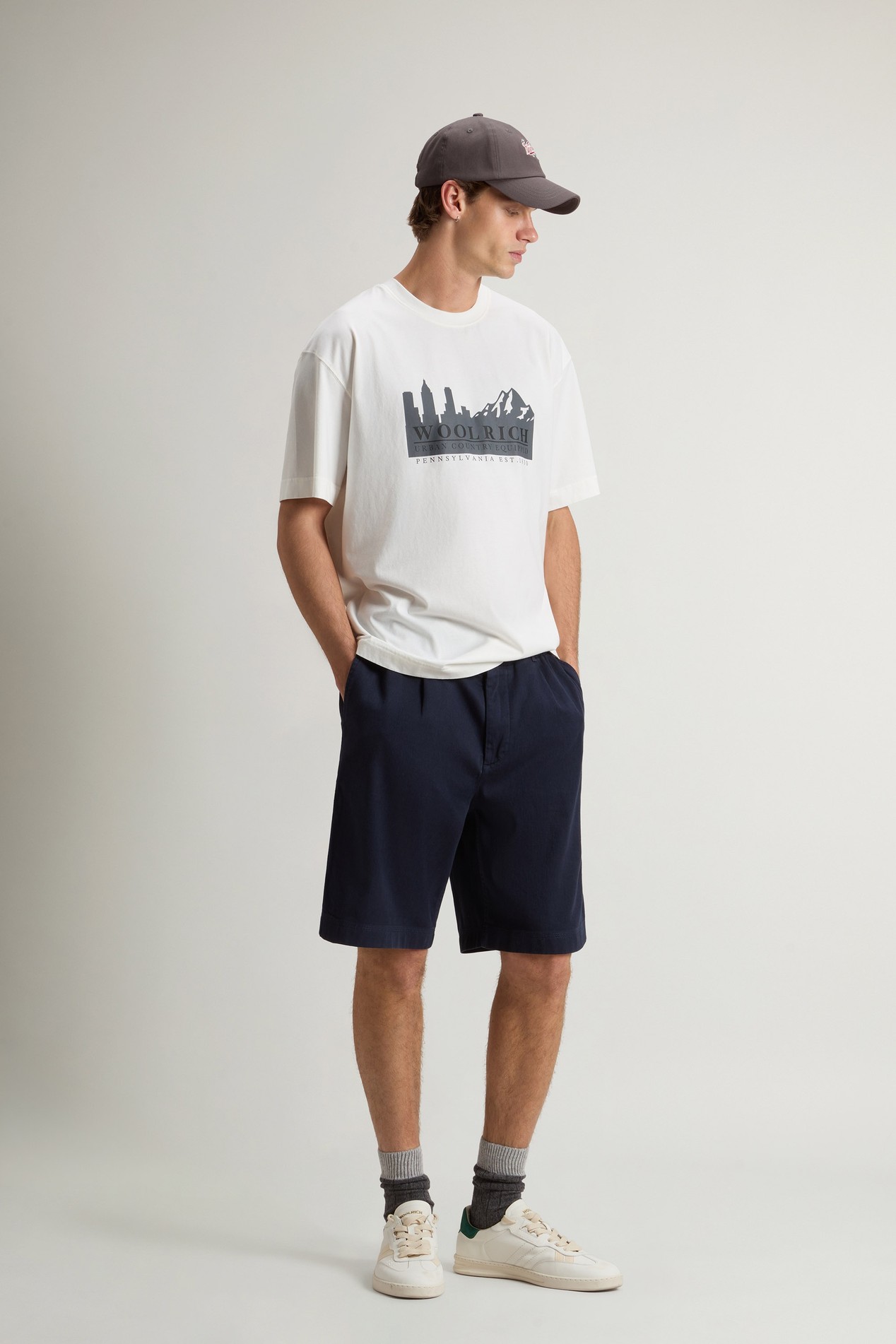 COTTON GRAPHIC T-SHIRT White photo 2 | Woolrich