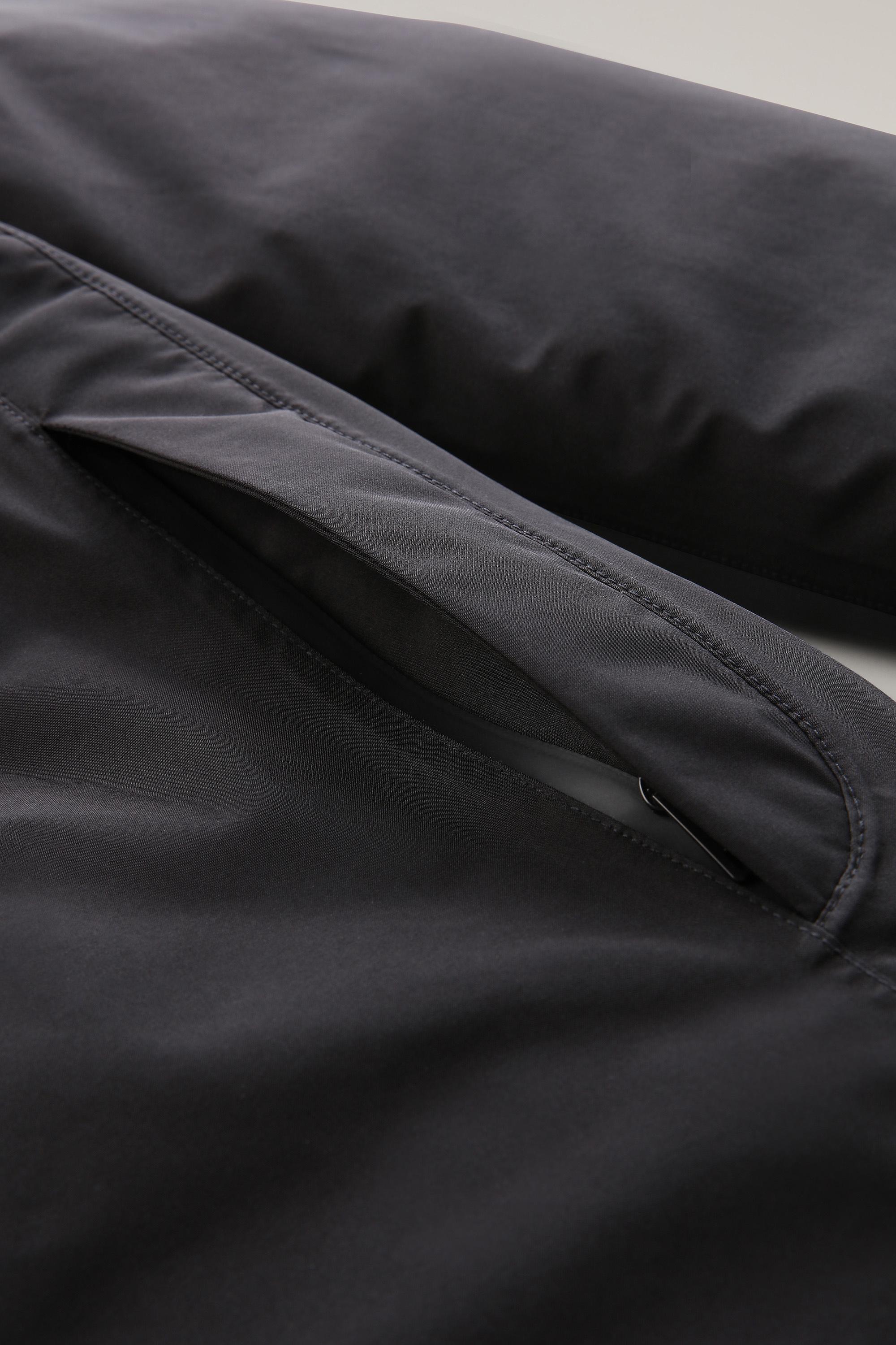 GORE-TEX Waterproof Marshall Parka Black photo 5 | Woolrich