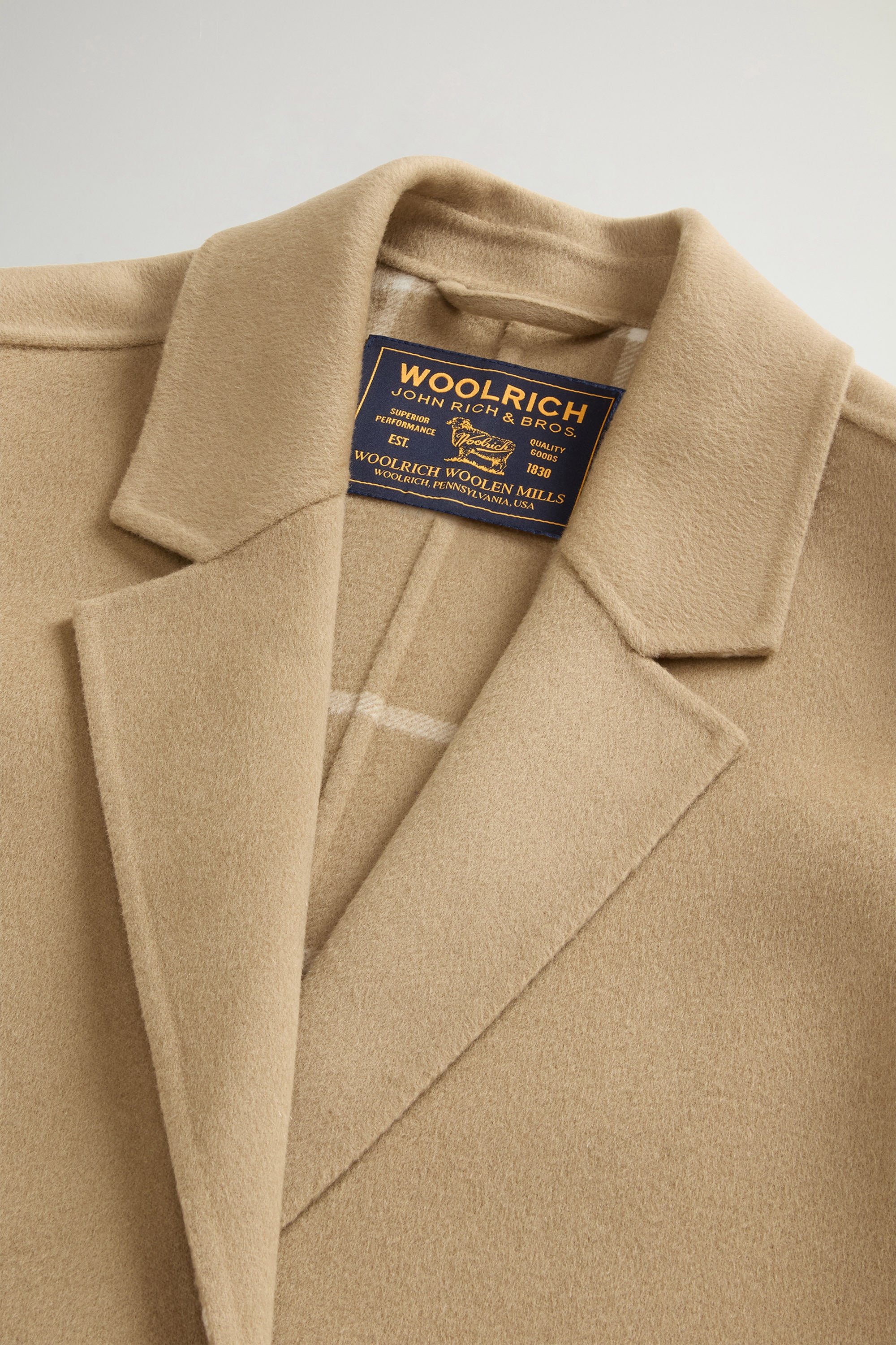 Coat in Double-Face Pure Wool Beige photo 6 | Woolrich