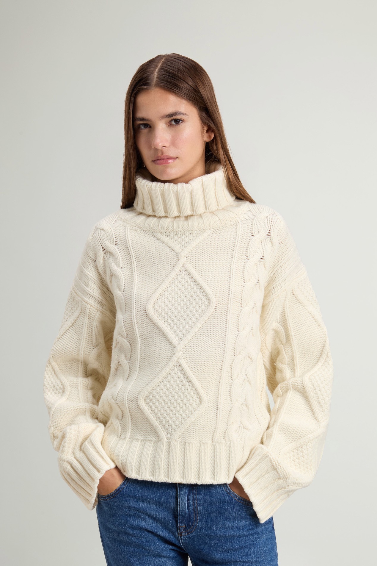3GG ARAN TURTLENECK White photo 1 | Woolrich