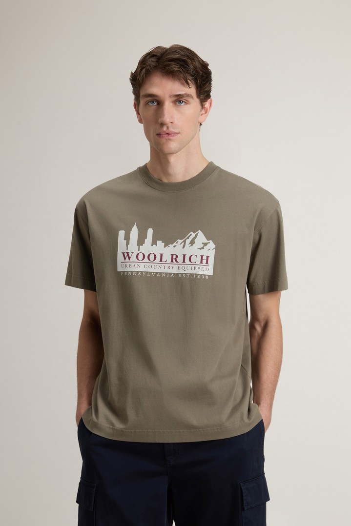 COTTON GRAPHIC T-SHIRT Green photo 1 | Woolrich