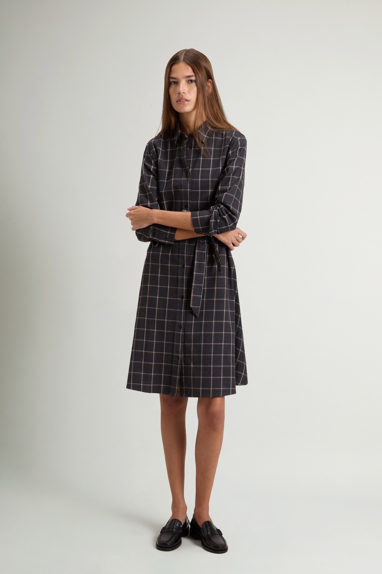 Checked Shirt Dress in Pure Cotton Flannel Gray photo 2 | Woolrich