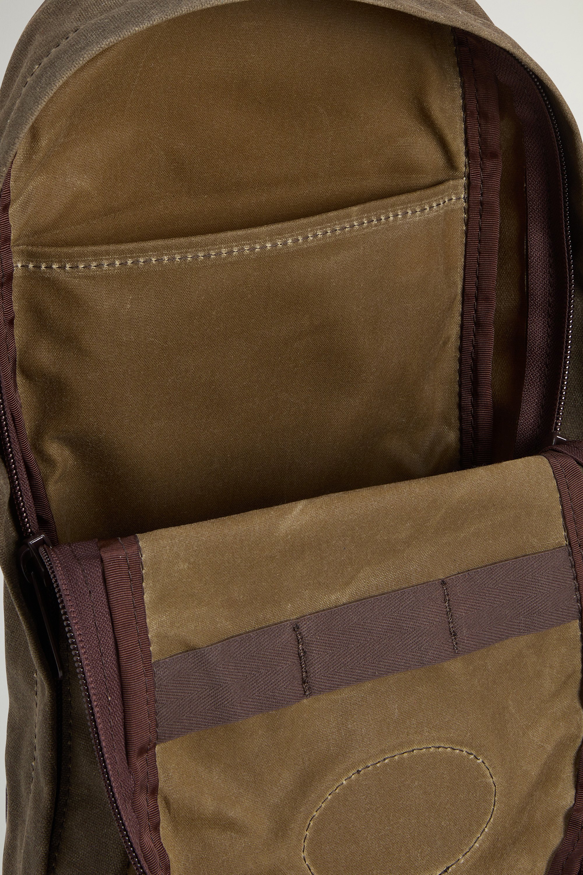 HIGH FALLS SHORT-DAY PACK Green photo 6 | Woolrich