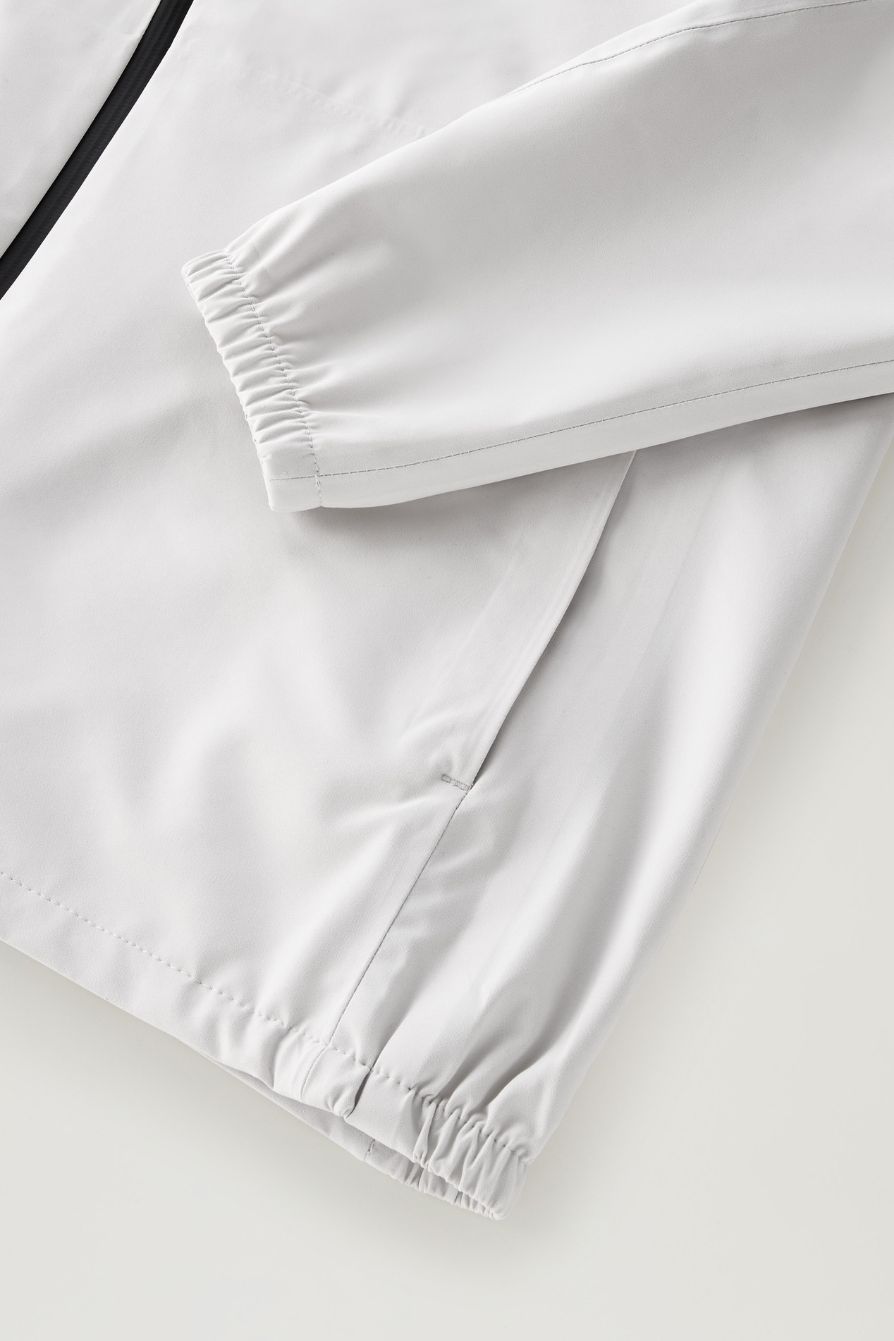 Waterproof Pacific Hooded Jacket White photo 4 | Woolrich