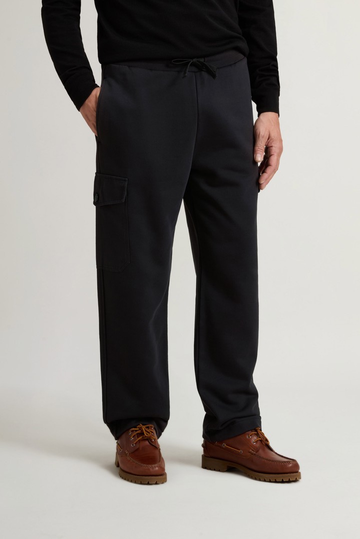 GRAPHIC FLEECE SWEATPANT Black photo 1 | Woolrich