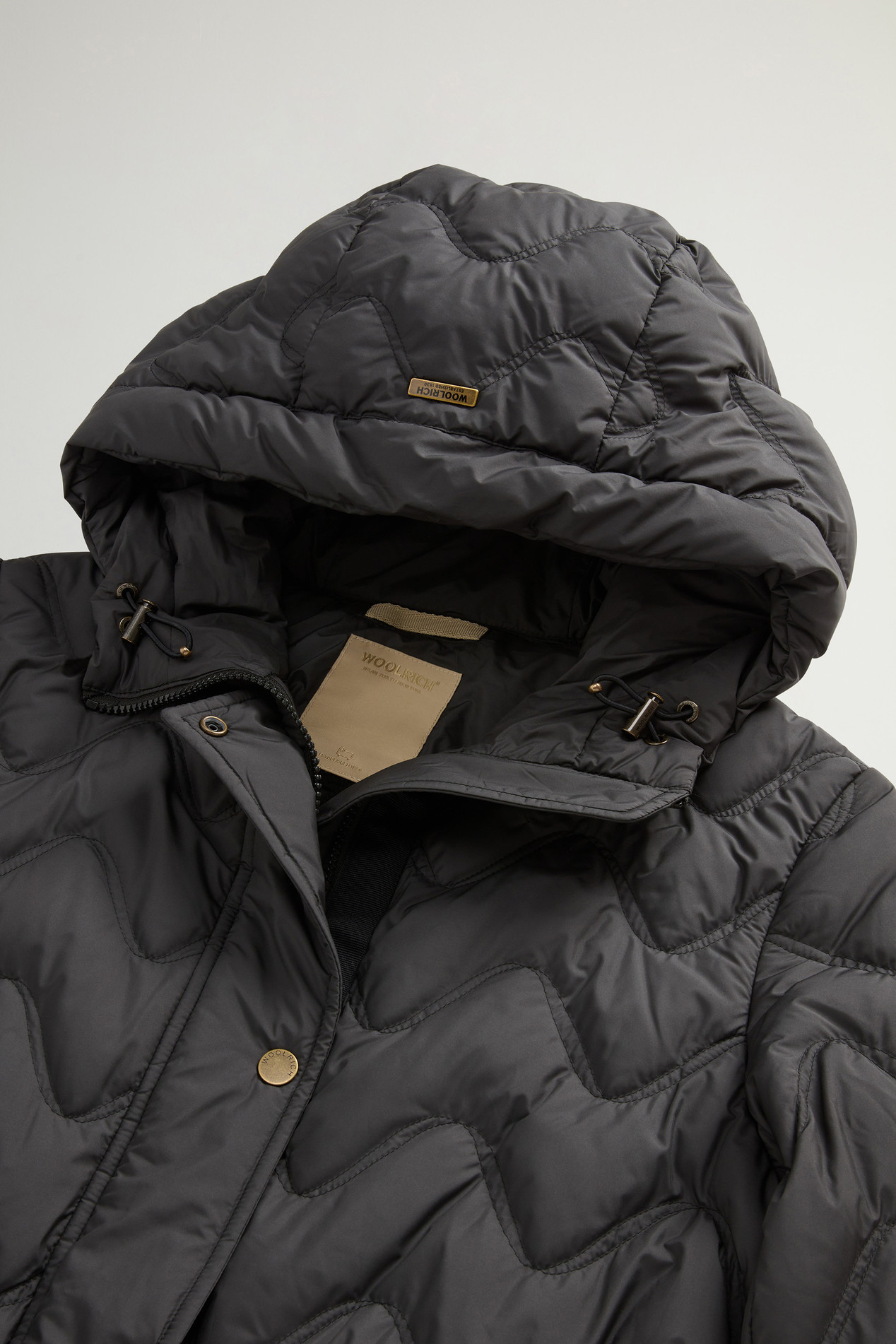 Quilted Microfiber Heritage Parka Black photo 6 | Woolrich