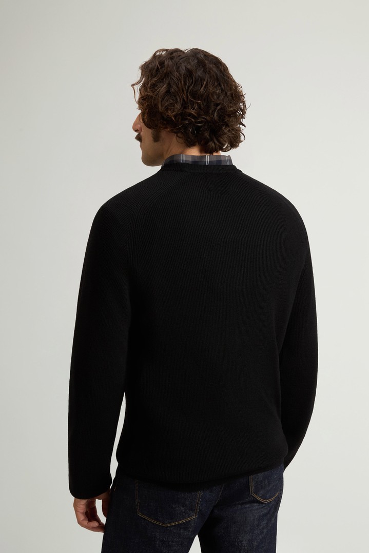 Pullover aus reiner Merino-Schurwolle mit Rundhalsausschnitt Schwarz photo 3 | Woolrich