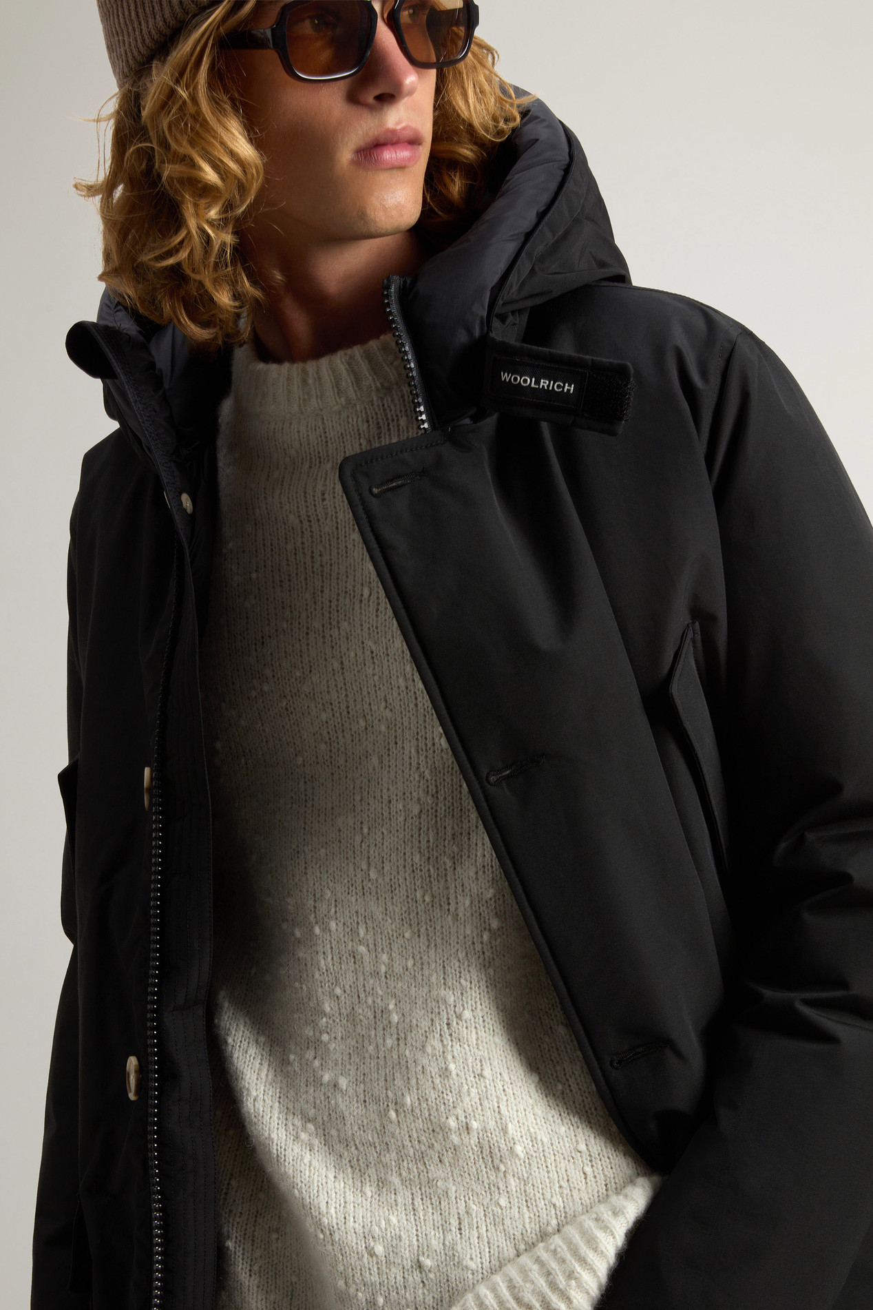 Arctic Parka in Ramar Cloth Black photo 4 | Woolrich