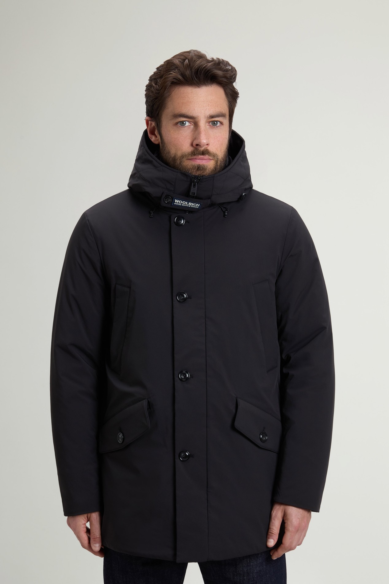 STRETCH PARKA Noir photo 1 | Woolrich
