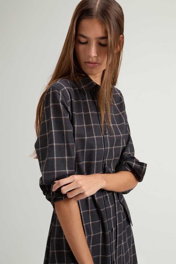 Checked Shirt Dress in Pure Cotton Flannel Gray photo 4 | Woolrich