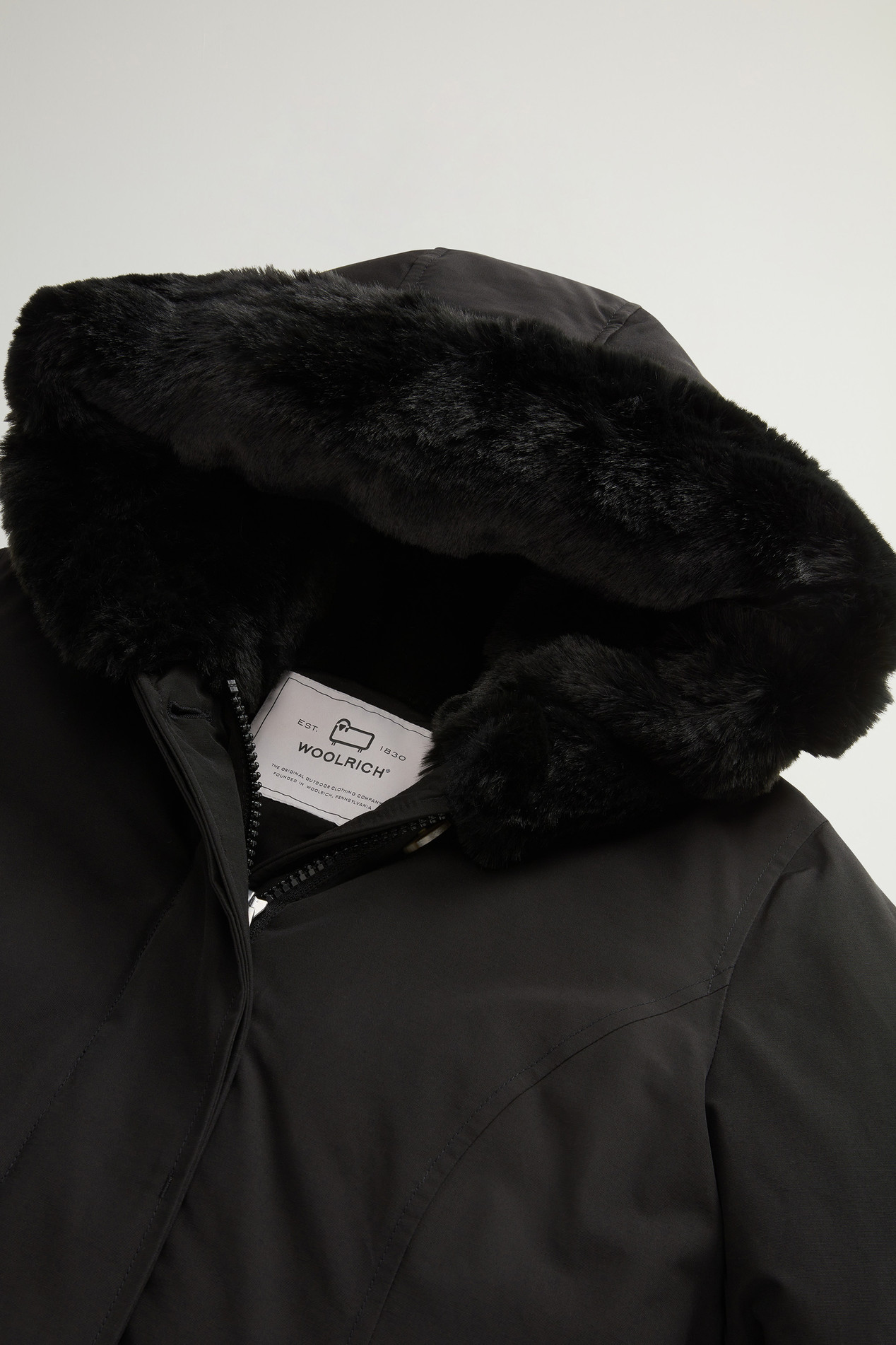 Beaker Parka with Faux Fur in Ramar Cloth Black photo 2 | Woolrich