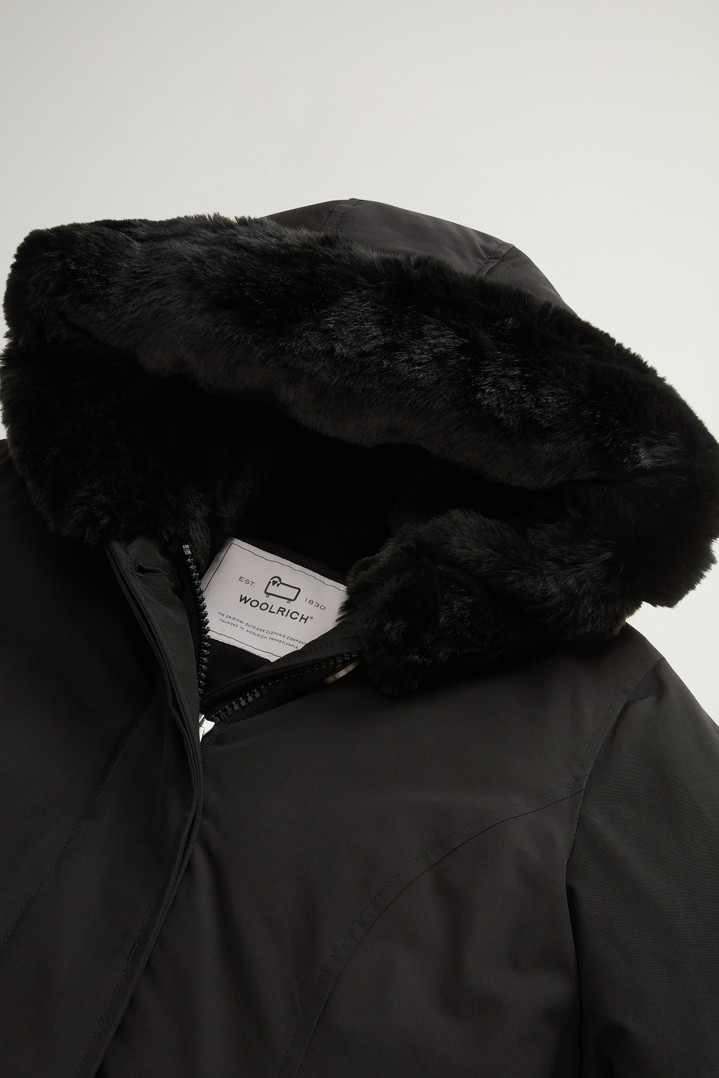 Beaker Parka with Faux Fur in Ramar Cloth Black photo 2 | Woolrich