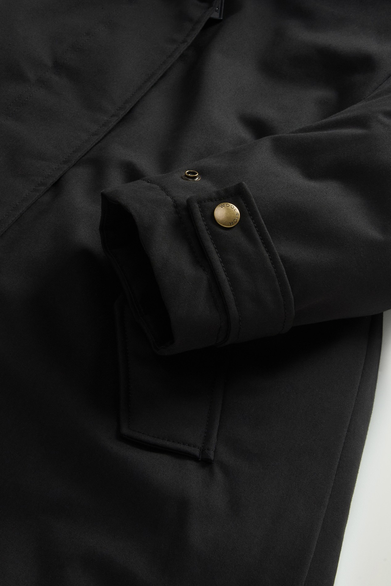 Long Padded Parka in Best Cotton Black photo 8 | Woolrich