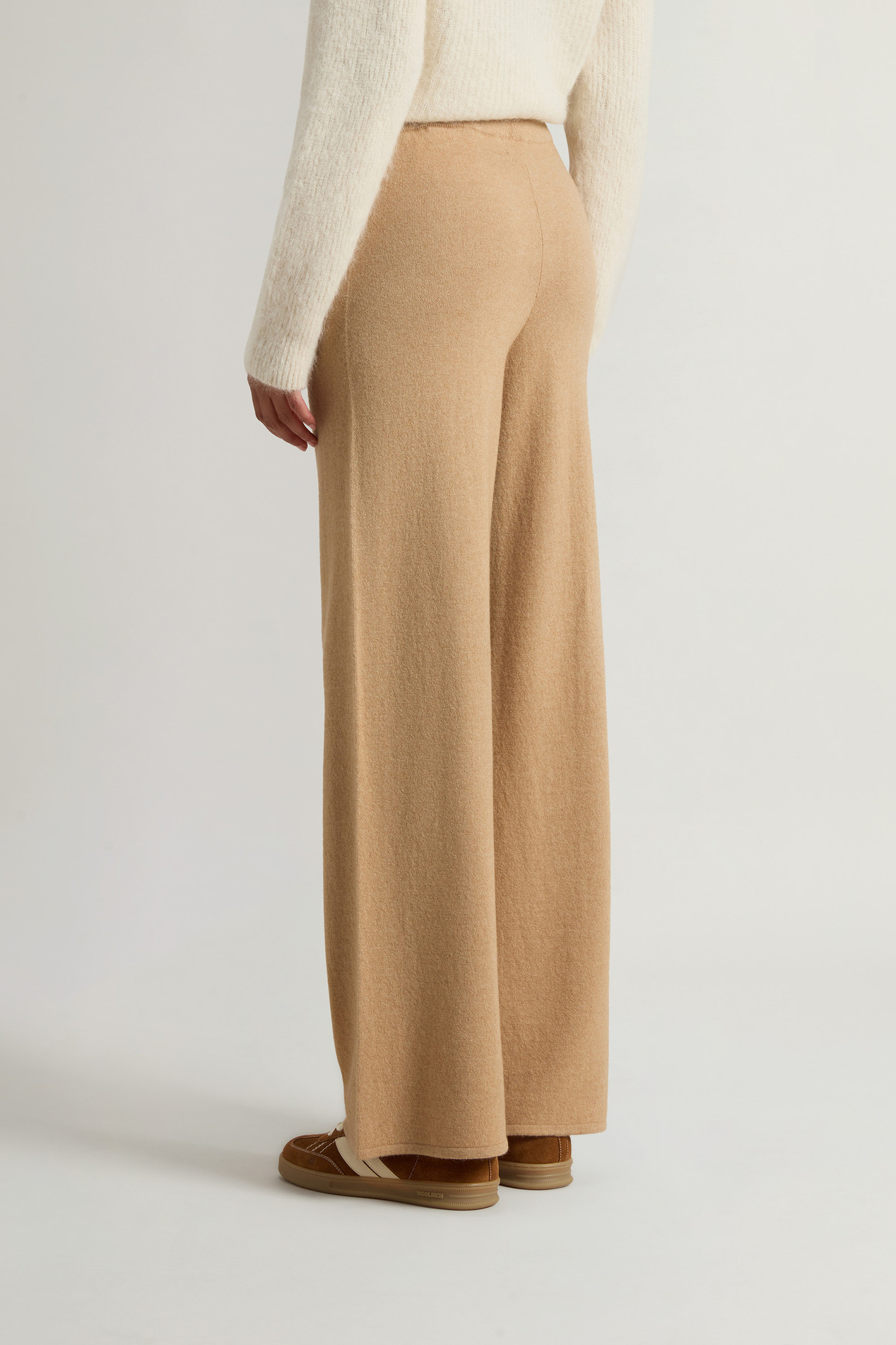 Wide-Leg Pants in Virgin Wool and Cashmere Blend Beige photo 2 | Woolrich
