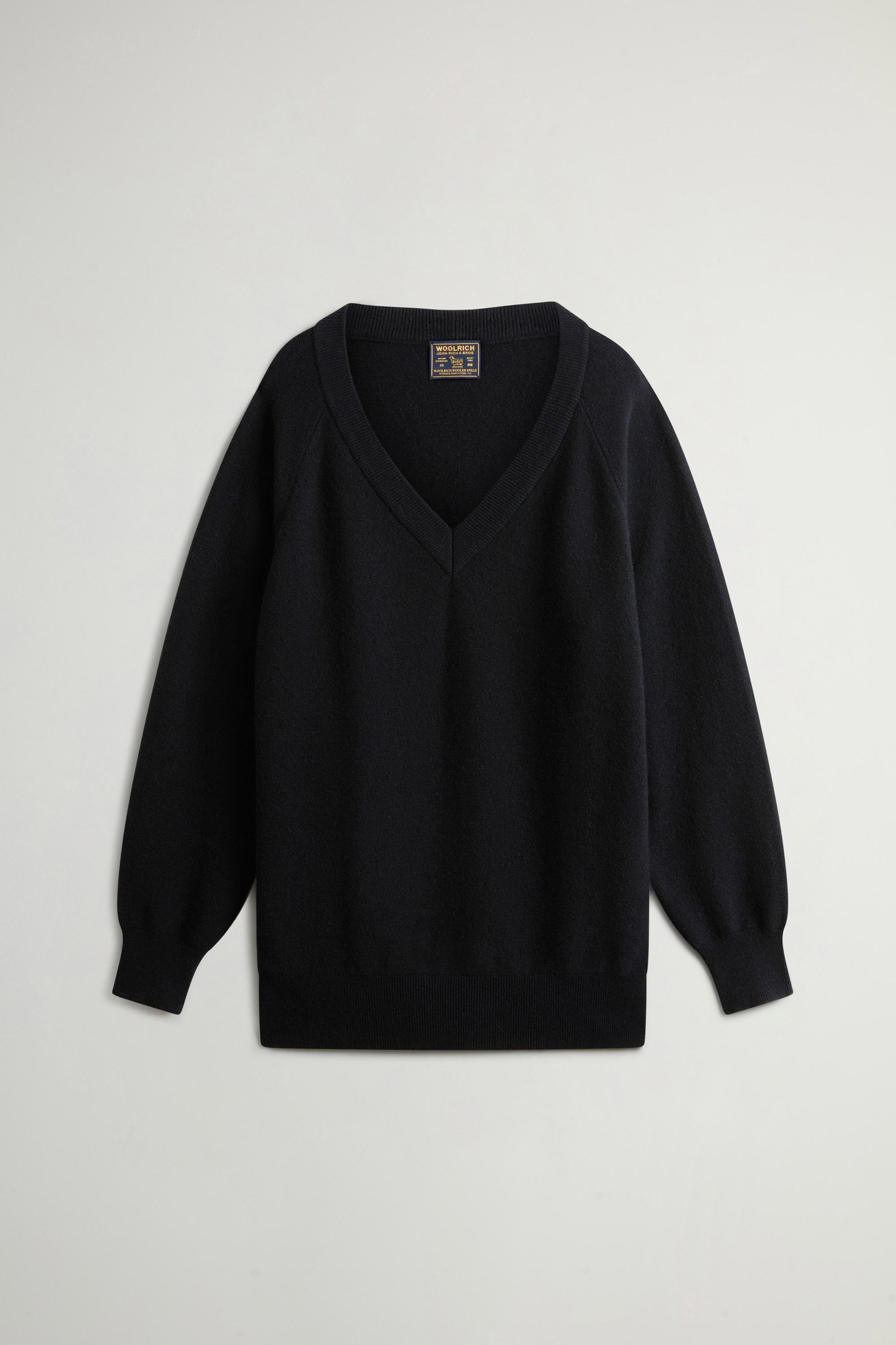 12GG WOOL CASHMERE V-NECK SWEATER Black photo 5 | Woolrich