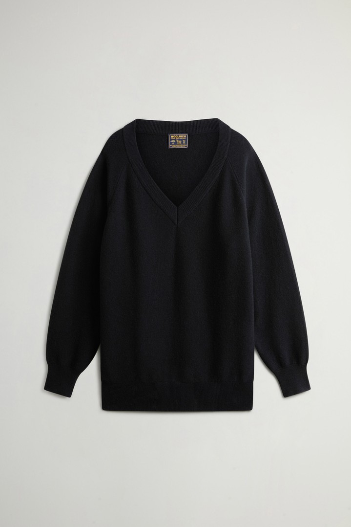 12GG WOOL CASHMERE V-NECK SWEATER Black photo 5 | Woolrich