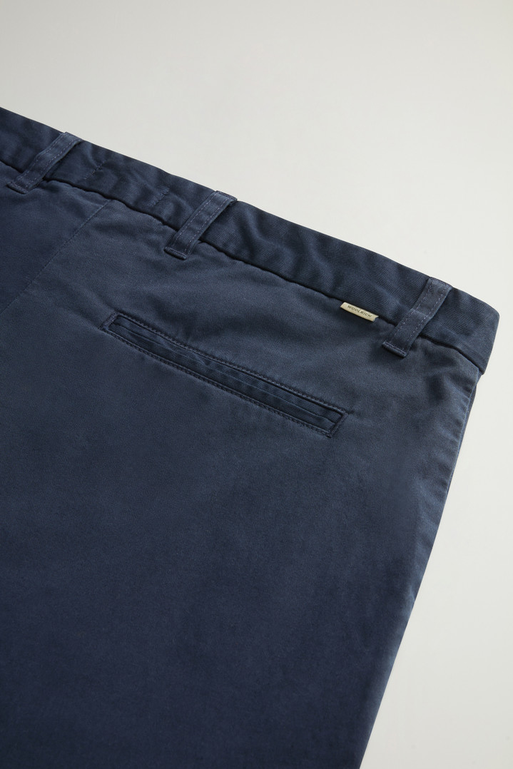 Garment-Dyed Stretch Cotton Twill Chinos Blue photo 4 | Woolrich