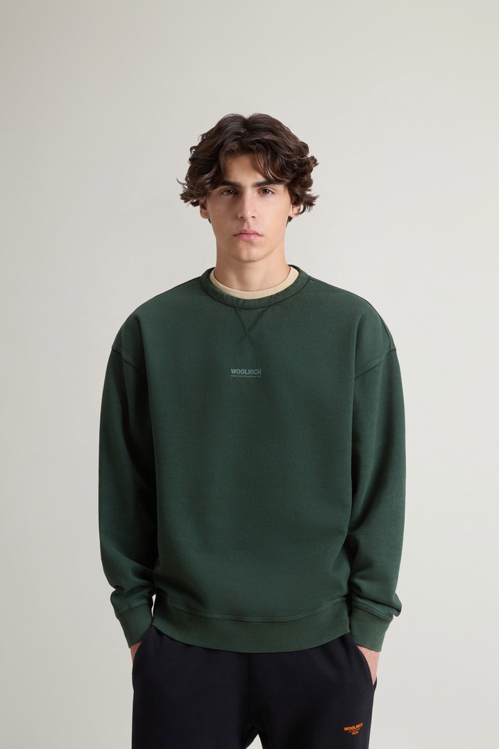Teen Boys’ Garment-Dyed Pure Cotton Crewneck Sweatshirt with Rear Print Green photo 1 | Woolrich