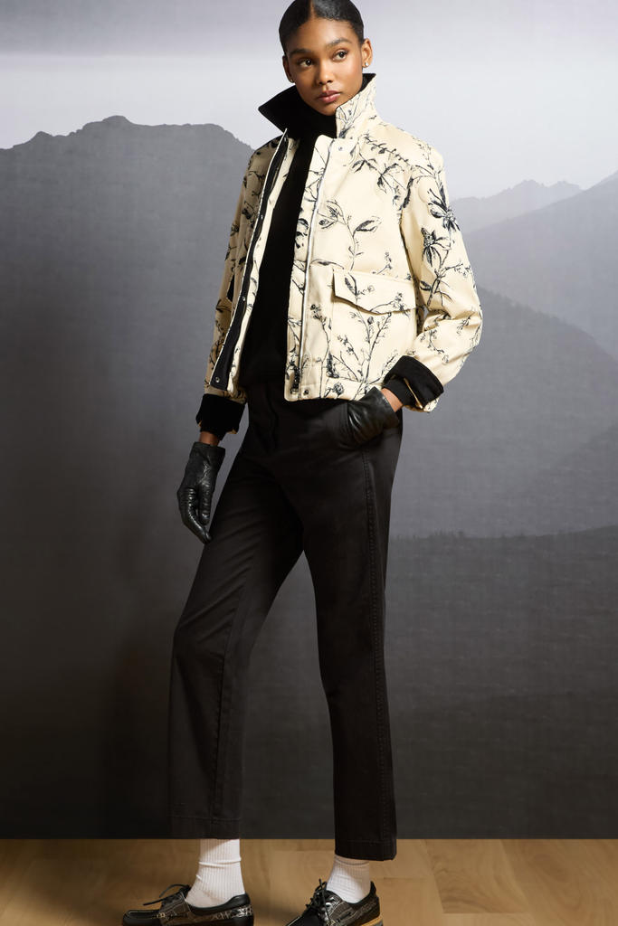 Garment-Dyed Organic Cotton Pants Black photo 6 | Woolrich