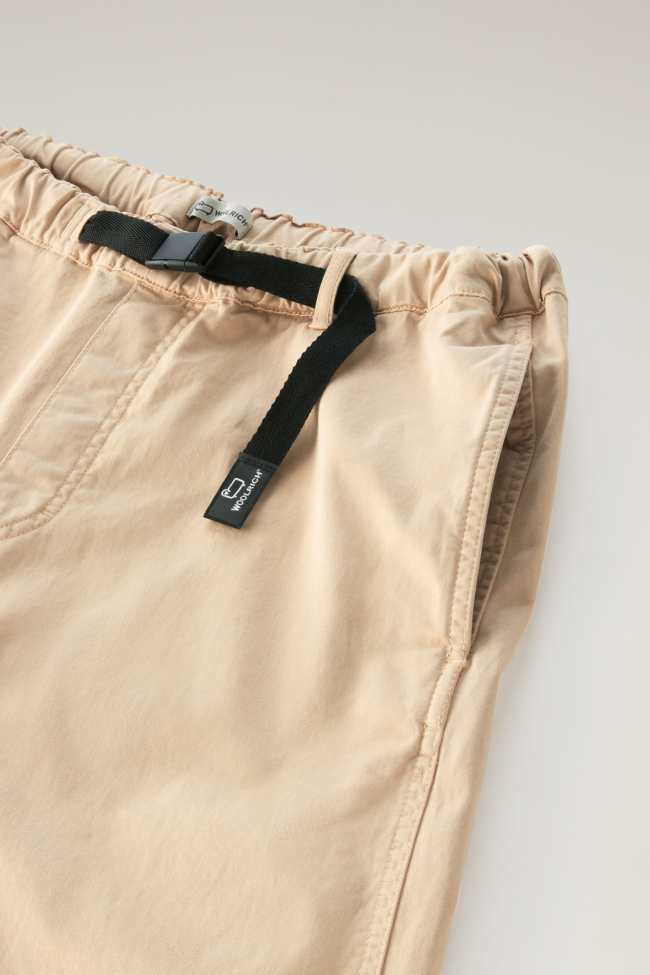 Garment-Dyed Chino Pants in Stretch Cotton Beige photo 2 | Woolrich
