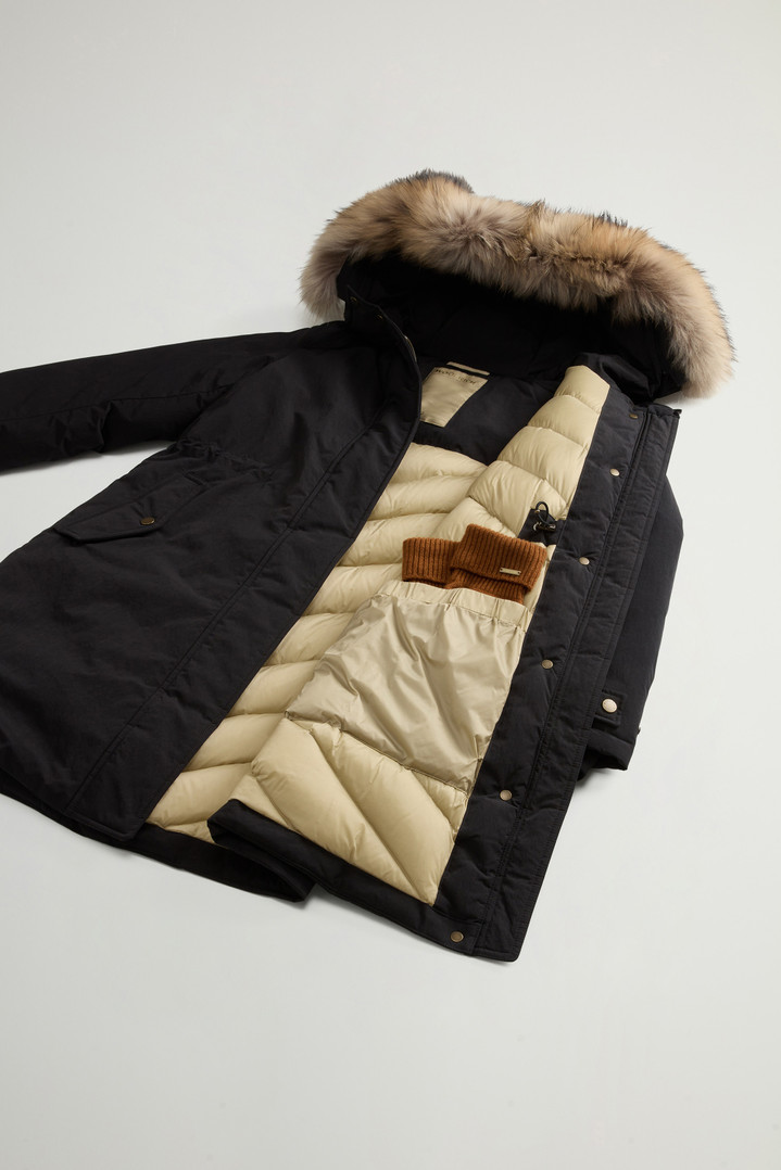 GRACE FUR PARKA Black photo 8 | Woolrich