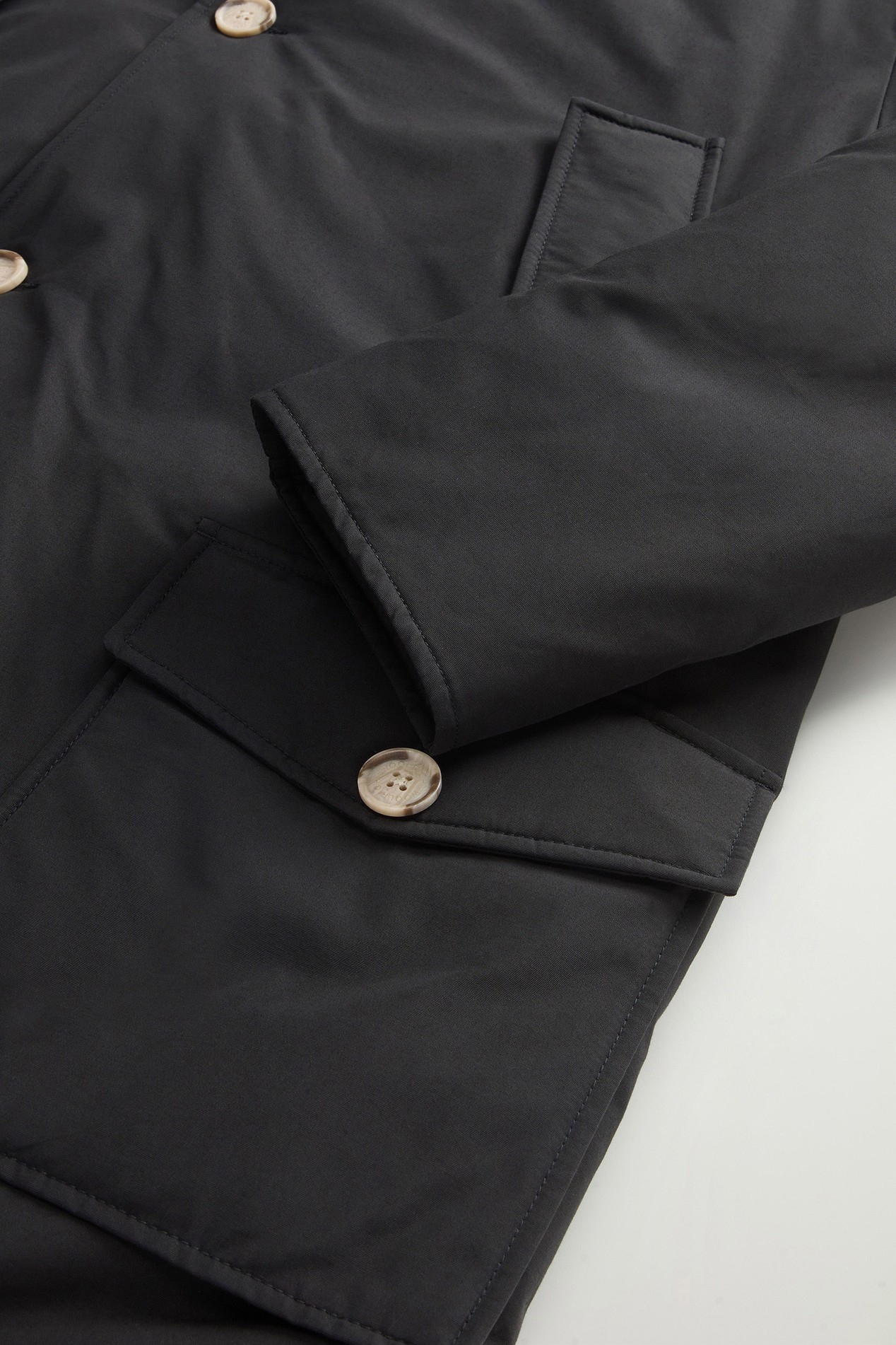 Arctic Parka in Ramar Cloth with Detachable Fur Trim Black photo 7 | Woolrich
