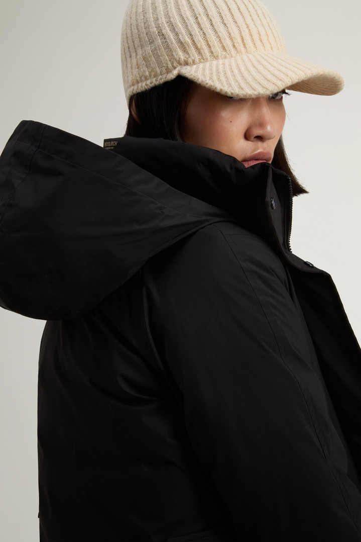 Long Cloud Jacket with Foldaway Hood Black photo 4 | Woolrich