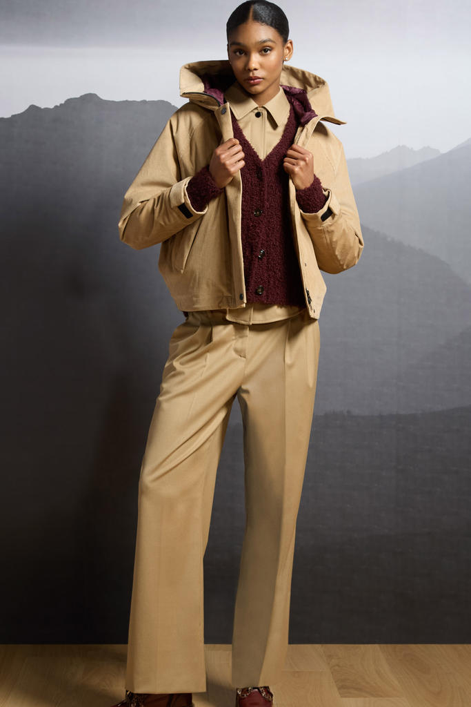 Wide-Leg Pants in Wool Blend Beige photo 6 | Woolrich