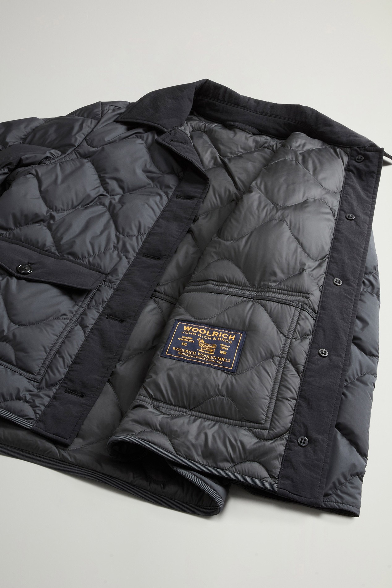 Quilted Microfiber Heritage Jacket Gray photo 8 | Woolrich