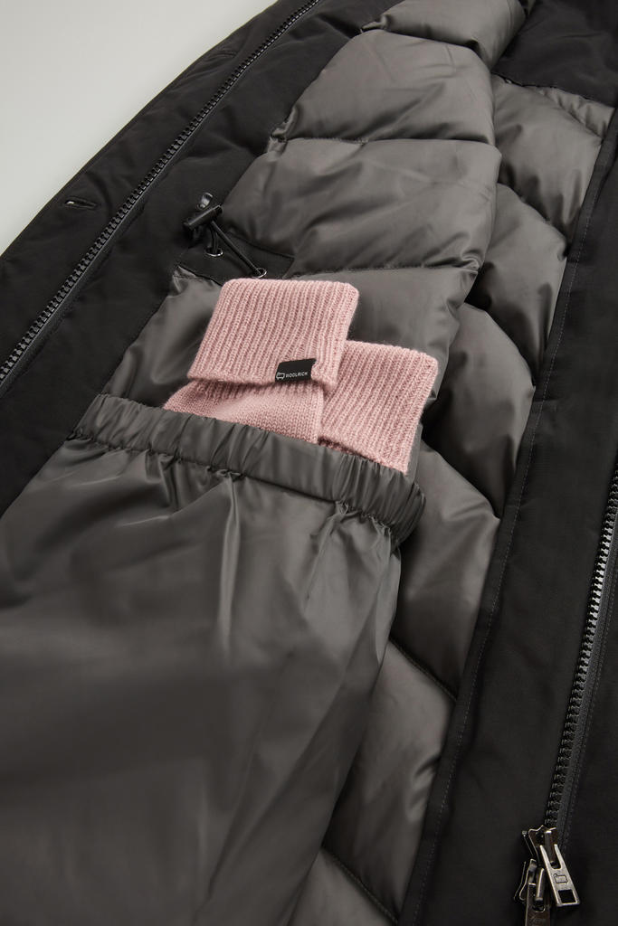 Arctic Parka in Ramar Cloth with Four Pockets and Detachable Fur Black photo 10 | Woolrich