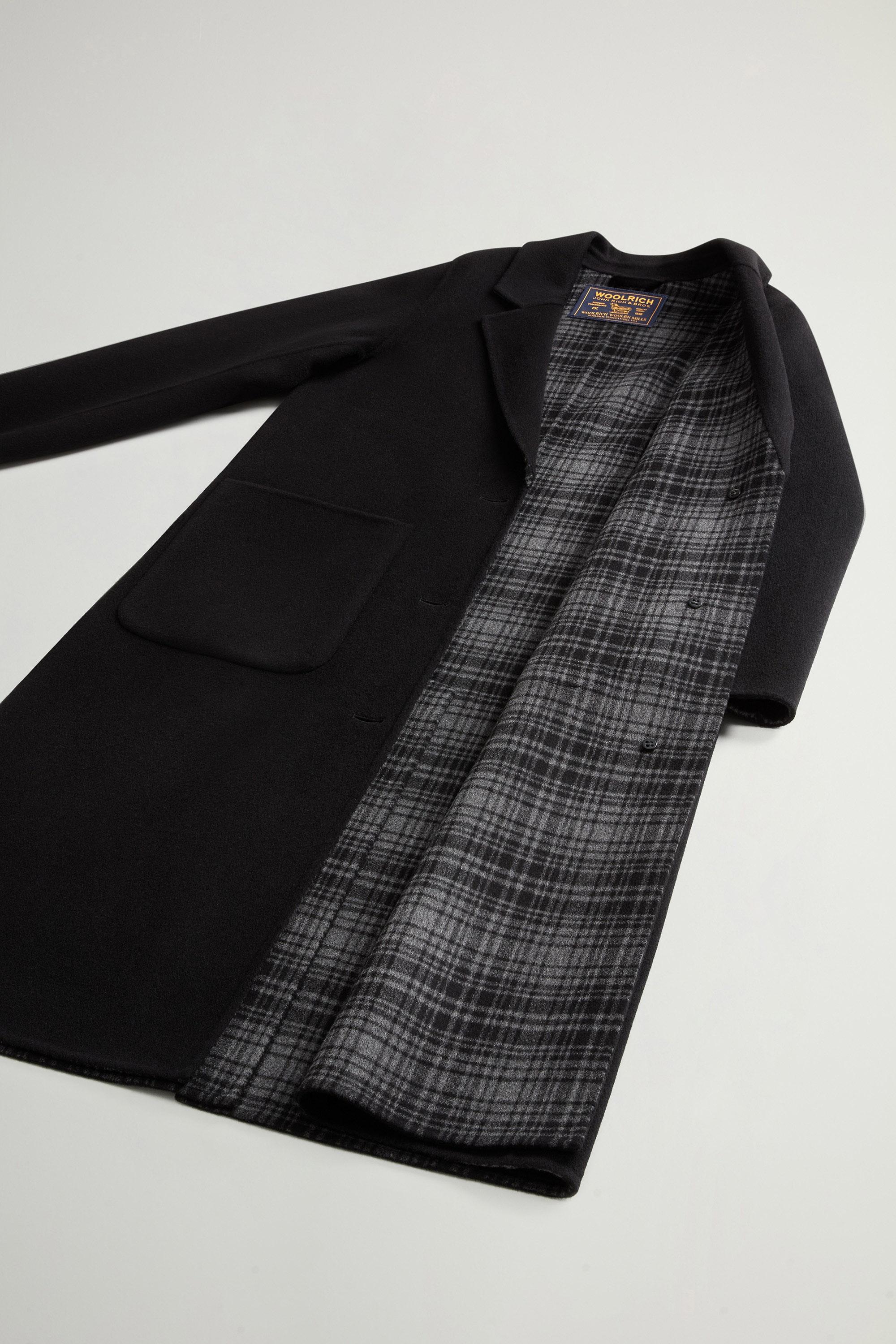 Coat in Double-Face Pure Wool Black photo 8 | Woolrich