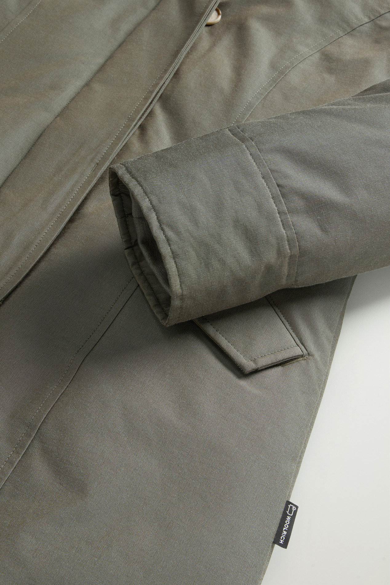 Arctic Parka in Ramar Cloth with Detachable Fur Trim Green photo 7 | Woolrich