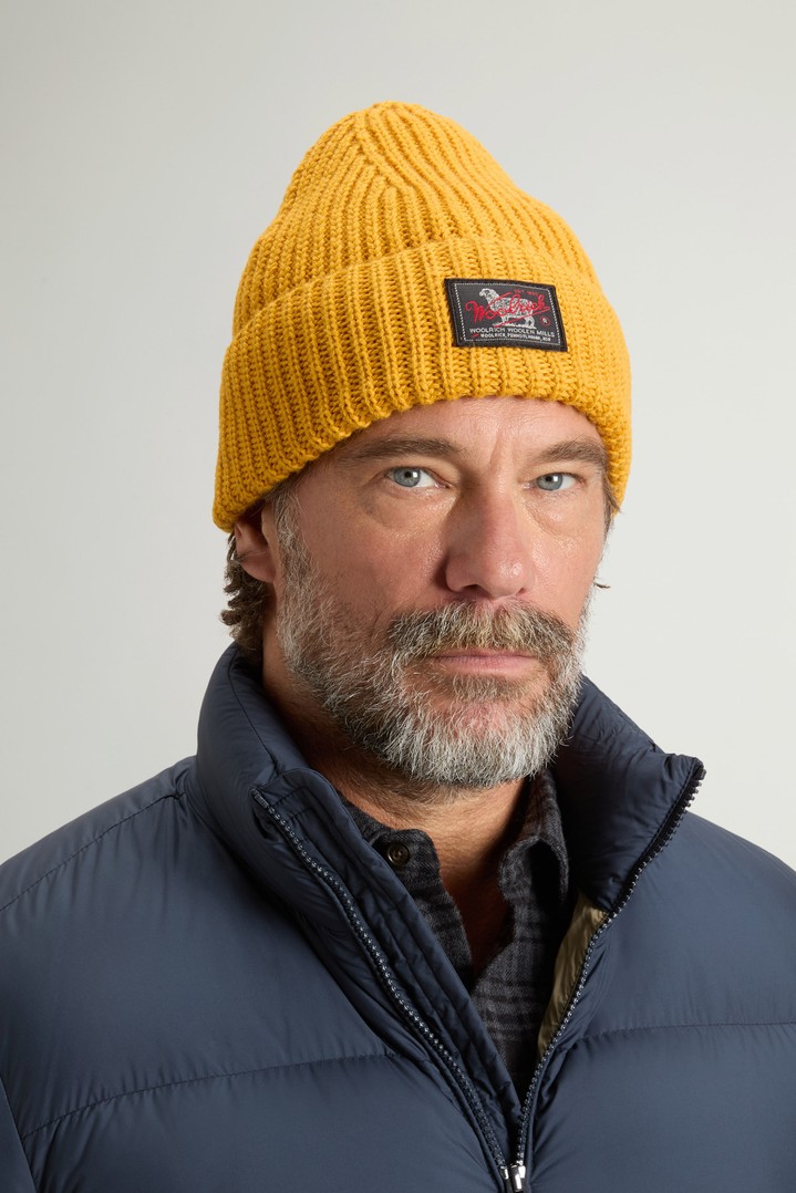 WM PATCH BEANIE Yellow photo 1 | Woolrich