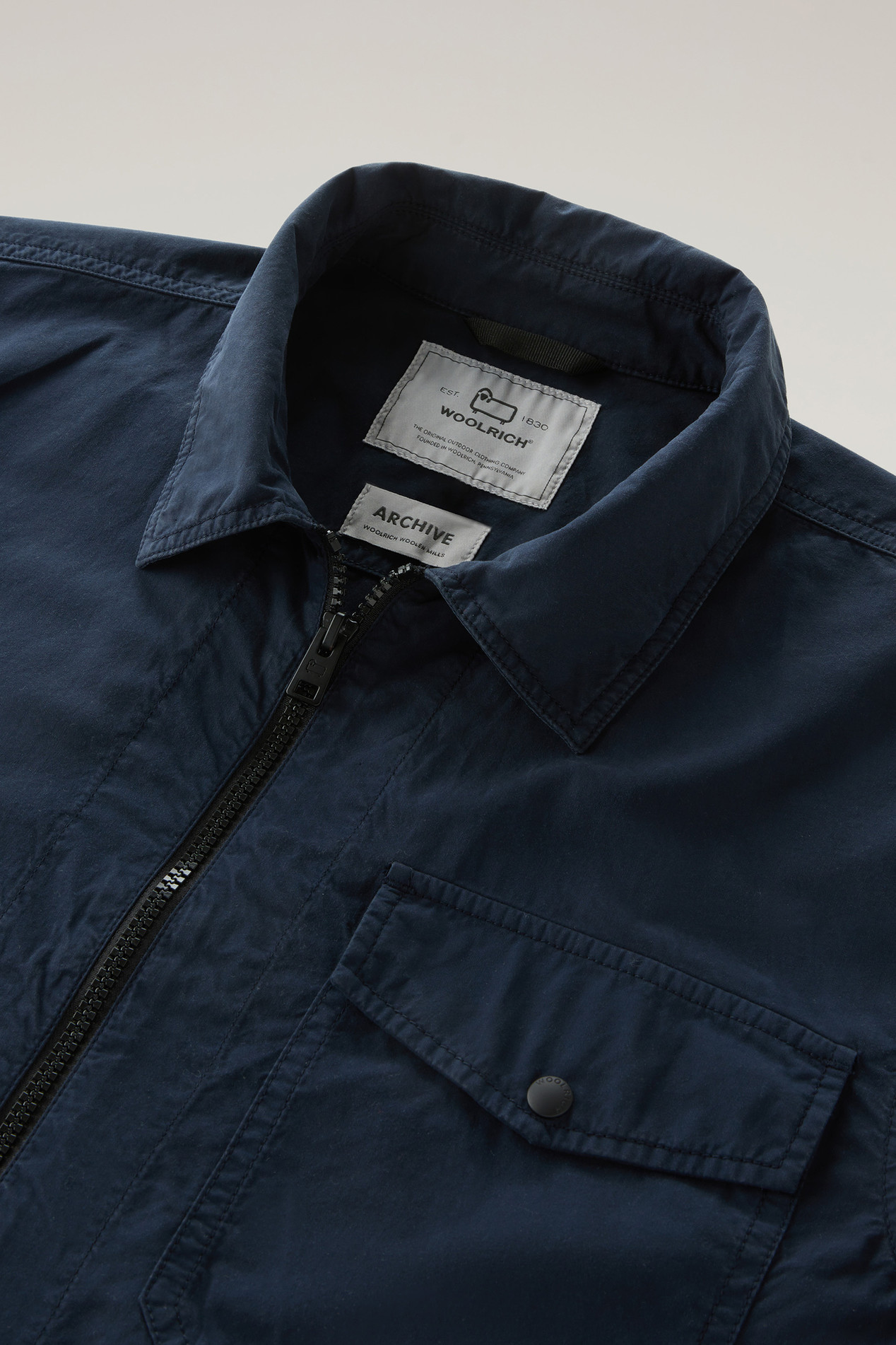 Garment-Dyed Overshirt in Pure Cotton Blue photo 2 | Woolrich