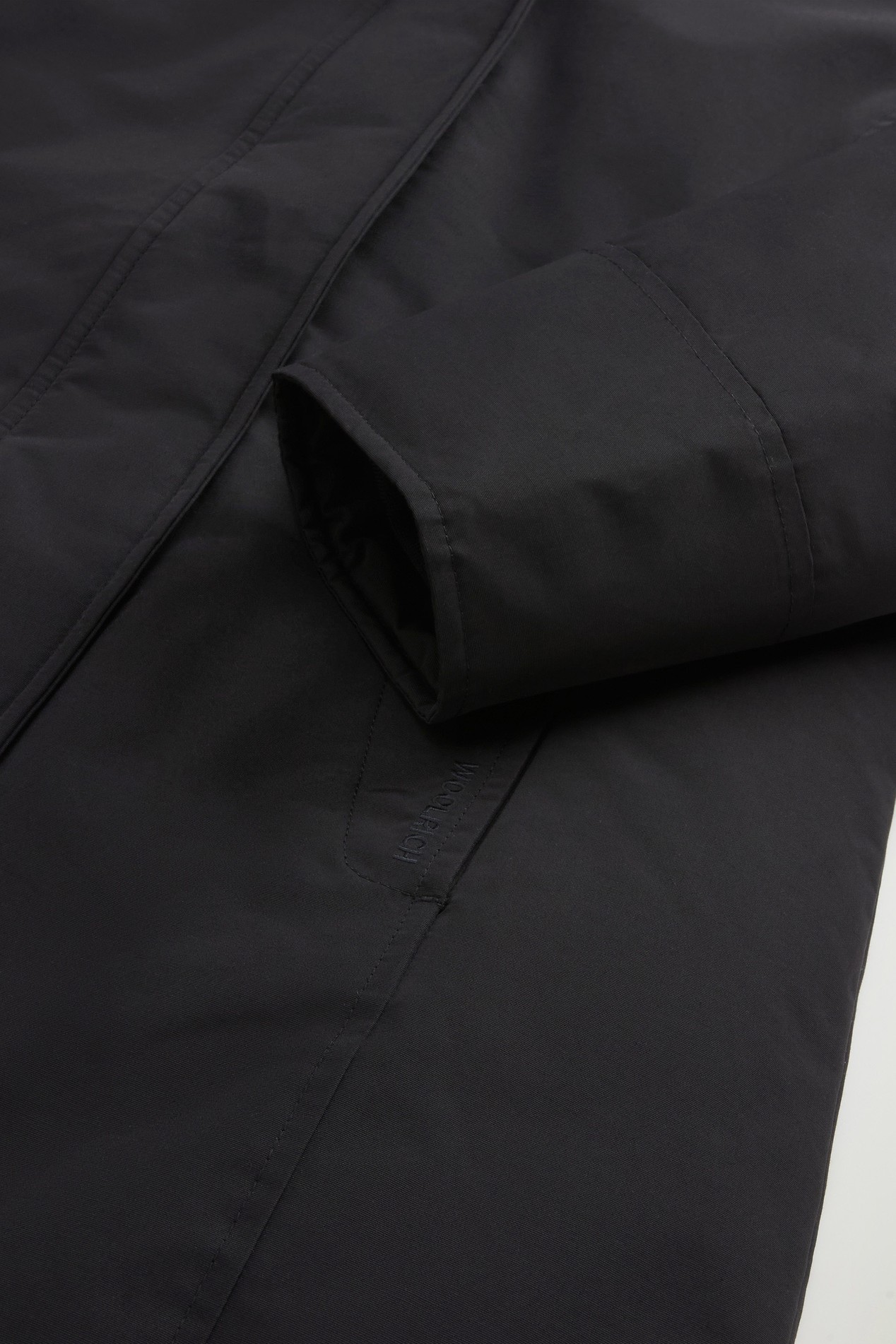 BOULDER FAUX FUR PARKA Black photo 8 | Woolrich