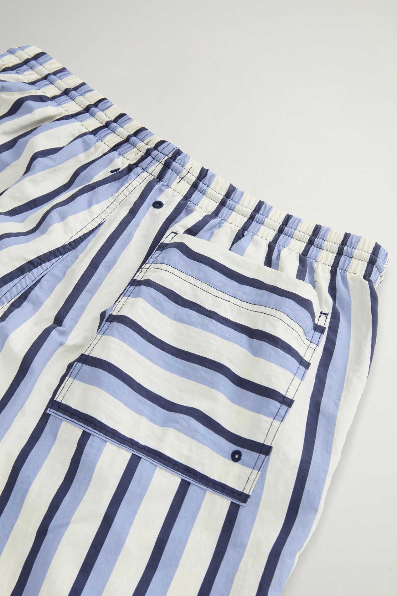 PRINTED SWIM SHORTS Blue photo 6 | Woolrich