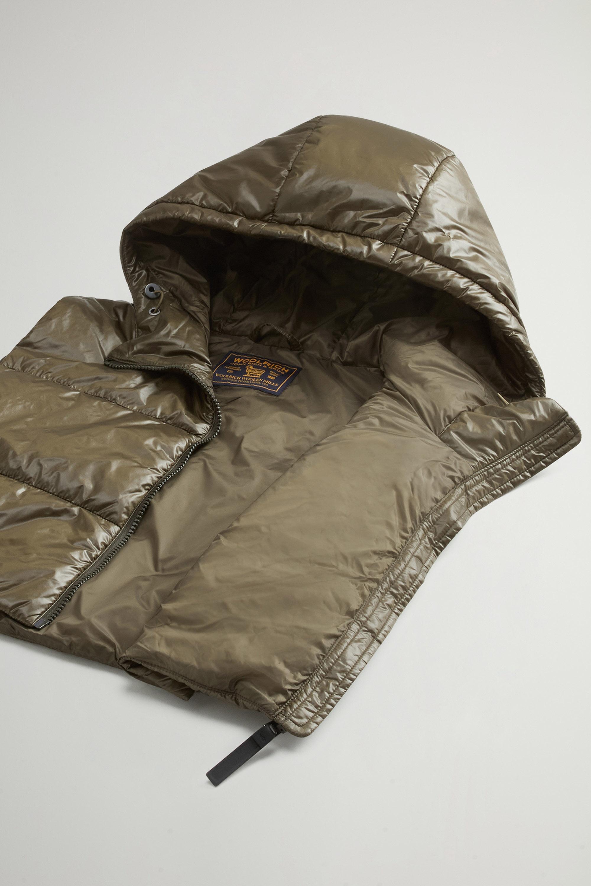 Gilet trapuntato ripiegabile in Urban Light Nylon con cappuccio Verde photo 4 | Woolrich