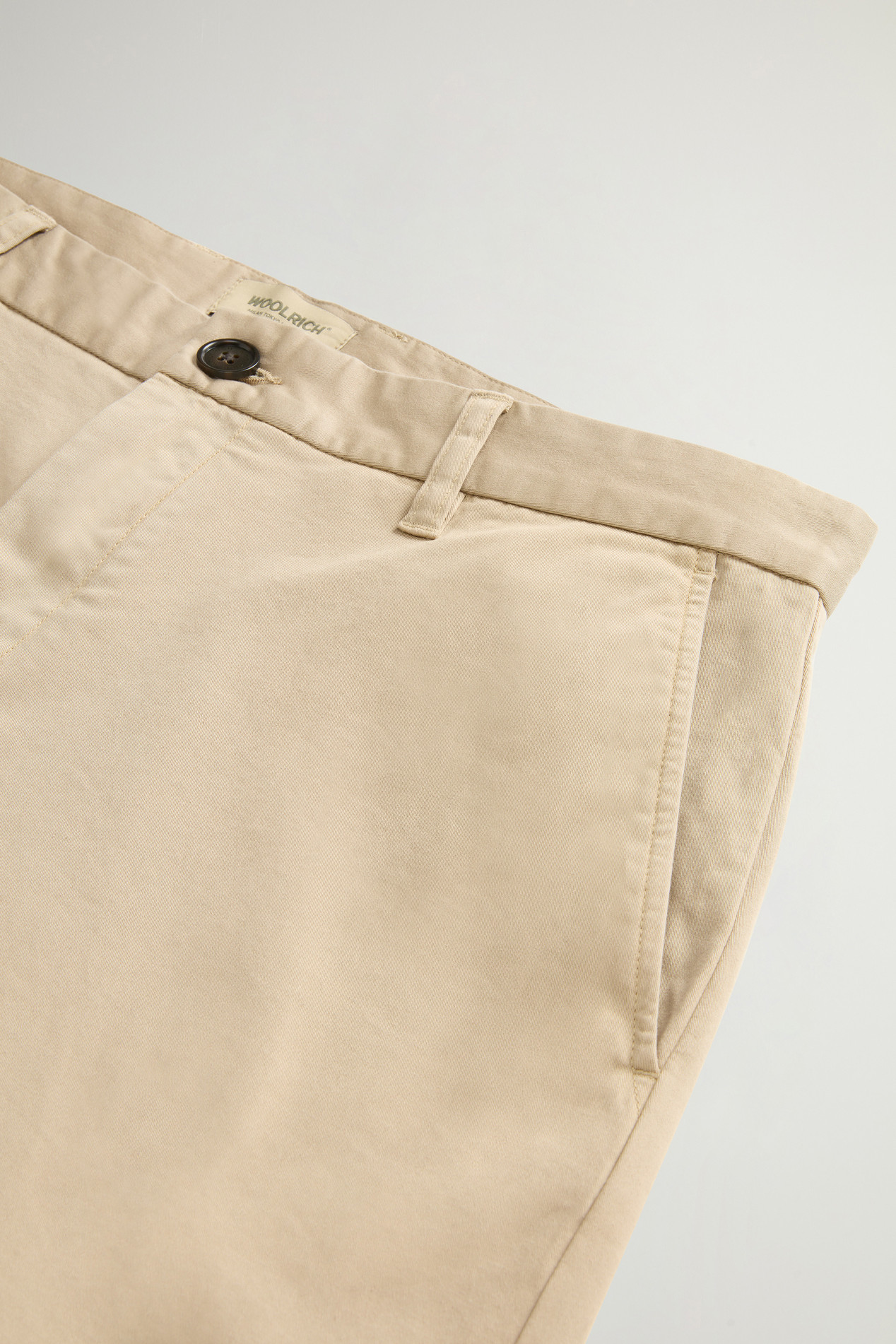 Garment-Dyed Stretch Cotton Twill Chino Shorts Beige photo 3 | Woolrich