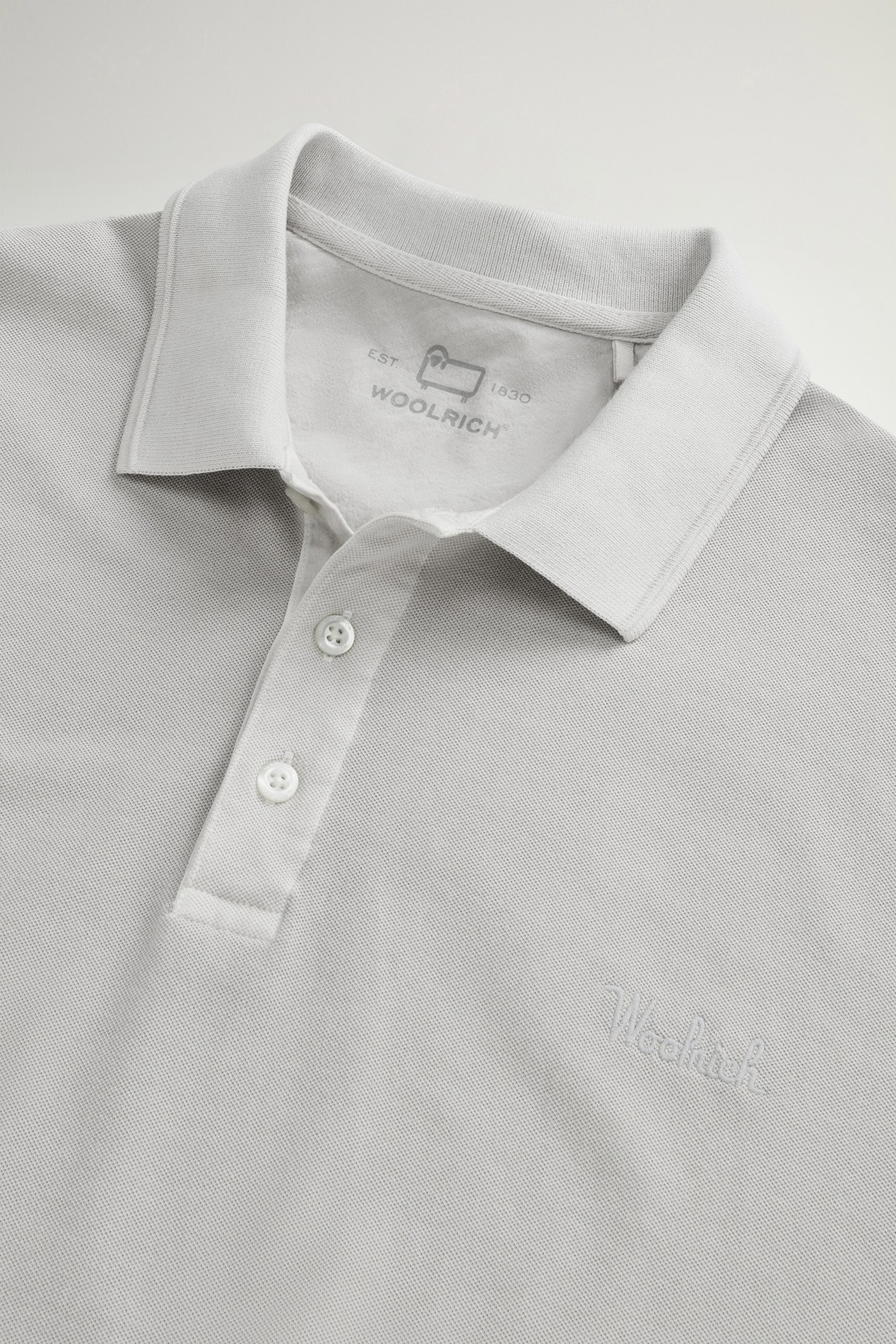 Garment-Dyed Mackinack Polo in Stretch Cotton Piquet Gray photo 6 | Woolrich
