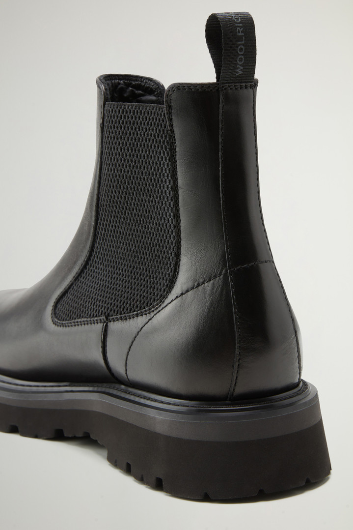 Black photo 5 | Woolrich