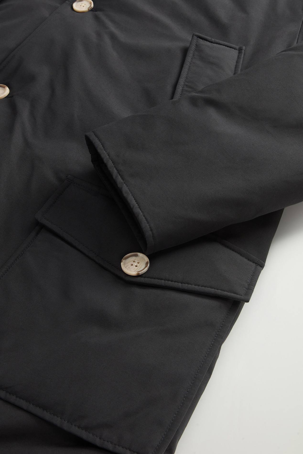 Arctic Parka aus Ramar Cloth mit abnehmbarem Pelzbesatz Schwarz photo 7 | Woolrich
