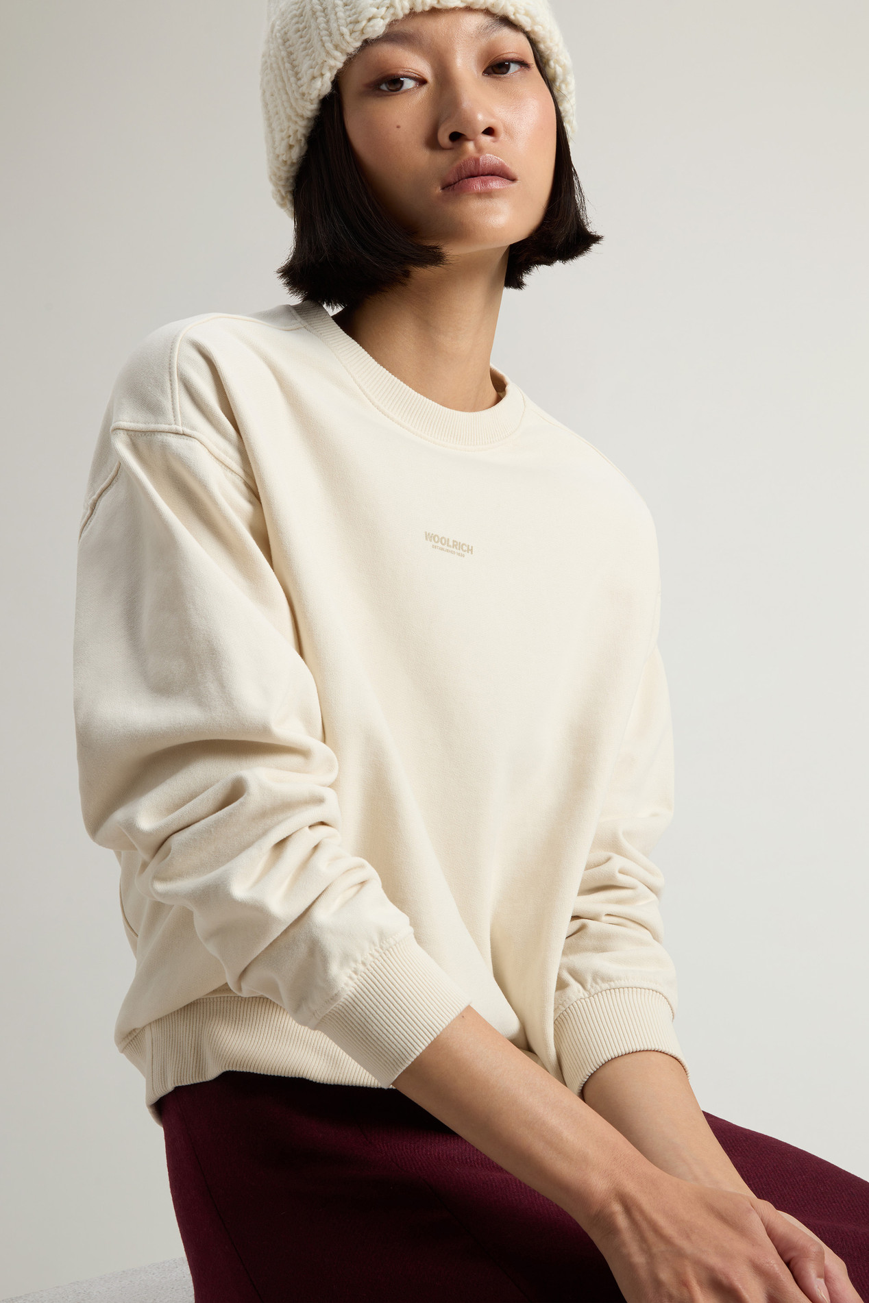 Crewneck Sweatshirt in Pure Cotton with Embroidered Logo White photo 4 | Woolrich